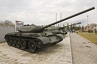 T-54-1（1946年型）と改名された、100 mm砲搭載新砲塔型のT-44V