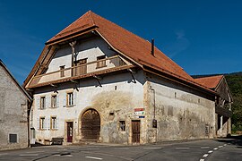 Ortstypisches Bauernhaus