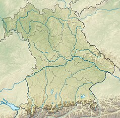 Mapa konturowa Bawarii, na dole nieco na prawo znajduje się punkt z opisem „miejsce bitwy”