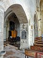 Arcades vers le transept.