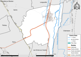 Carte en couleur présentant le réseau hydrographique de la commune