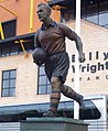 Statue de Billy Wright devant Molineux.