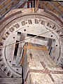 Windshaft, brake wheel, and brake blocks in smock mill d'Admiraal in ایمسٹرڈیم