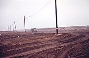 Een vuilniswagen nabij Jamaica Bay, 1973