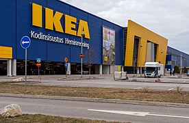 Ikea-tavaratalo avattiin Porttipuistoon vuonna 2003.