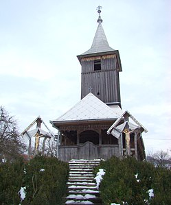 Wooden church in Urisiu de Sus