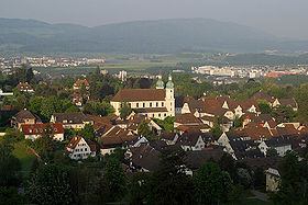 Dorfkern im Morgenlicht