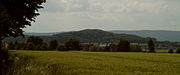 Gehrdener Berg mit Deister im Hintergrund