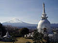 Stupa und Fuji