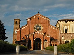 Facciata dell'Abbazia di Chiaravalle della Colomba