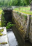 Slussbassängen vid Näsviken längs Tamms kanal i Hälsingland.