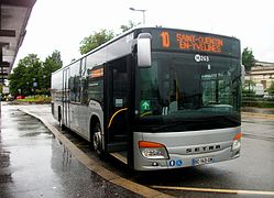 Le S 415 NF no H263 sur la ligne 10 à la gare routière de Plaisir - Grignon.