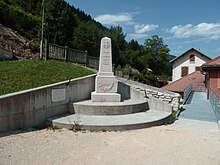 Le monument aux morts.