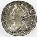 Englischer Sixpence von 1703 mit Bildnis Anne und Inschrift Vigo