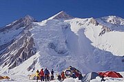Gasherbrum II (8.035m).