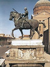 Gattamelata condottieroaren estatua, 1446-1453 Piazza del Santo, Padua.