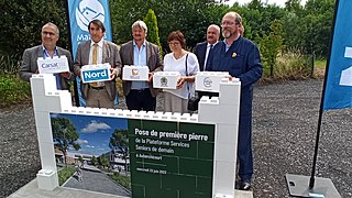 Marie-Hélène Leroy, maire d'Auberchicourt, lors de la pose de la première pierre de la Plateforme Services Seniors de Demain à Auberchicourt le 22 juin 2022 en présence de Christian Poiret