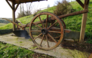 Ancienne charrue de labour, exposée au hameau de Paugeais dans la commune de Saint-Martin-de-Sallen