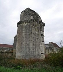 The south-west tower of the Château de l'Étang