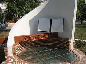 Het monument voor A. den Doolaard in Ohrid