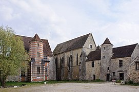 Commanderie de Coulommiers : logis du commandeur, chapelle, maison du chapitre.