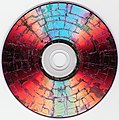 Ramificarea fractalilor are loc în cazul suprafeţei DVD-urilor iradiate într-un cuptor cu microunde[6]