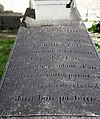 Inscription sur la pierre tombale de Jean François Emmanuel Gadon, recteur du Trévoux entre 1867 et 1898.