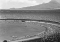 Jogo no Estádio do Maracanã, antes da Copa do Mundo de 1950.