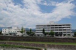 秦野市役所庁舎