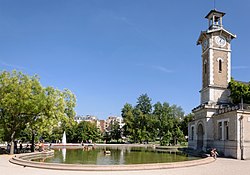 Parc Georges-Brassens v létě