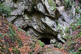 L'entrée d'une mine de plomb.