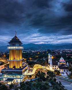 Town of Soreang at night