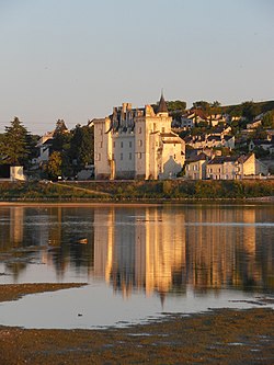 Montsoreaun linna, Loire. Nykytaiteen museo – Montsoreaun linna