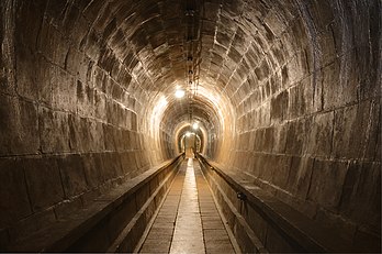 Tunnel dans le fort de Mutzig, en Alsace. (définition réelle 4 288 × 2 847)
