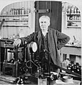 Thomas Edison di laboratuwara xwe de, 1901