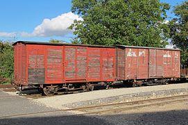 Wagons K 281 et K 204 en gare d'Écueillé.