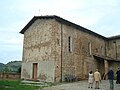 L’église dans la cour interne