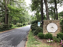 Entrance to Henlopen Acres along Dodd's Lane