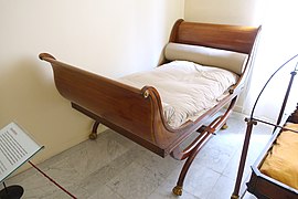 Schlittenbett (um 1820), Museo Nacional de Artes Decorativas, Madrid, Spanien.