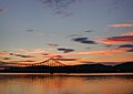 Le pont au coucher du soleil