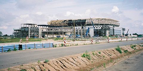 Stadion ve výstavbě v září 2004