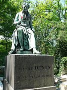 Tumba de Vivant Denon en el cementerio de Père Lachaise.