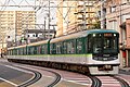 京阪800系電車，位於路面電車區間。