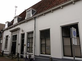 huidige ingang aan de Jan de Bakkerstraat