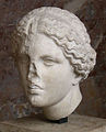 Glava Afrodite Knidske, mermer, 32,5 cm visoka. Luvr.