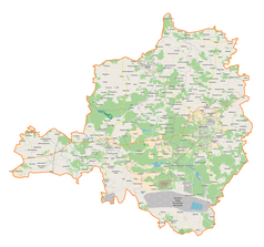 Mapa konturowa powiatu bełchatowskiego, blisko centrum na lewo znajduje się punkt z opisem „Szczercowska Wieś”