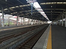 駅構内を望む。（2016年8月12日）。