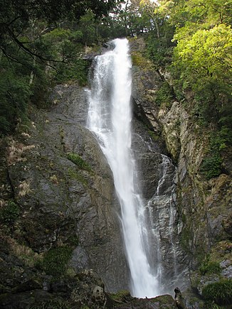 Sendantodoro-Wasserfall im März