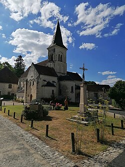 Skyline of Leugny