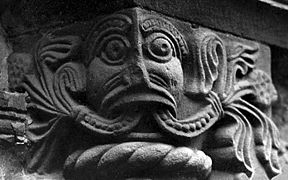 Escultura românica, porta da igreja de Norman em Kilpeck, Herefordshire, meados do século XII